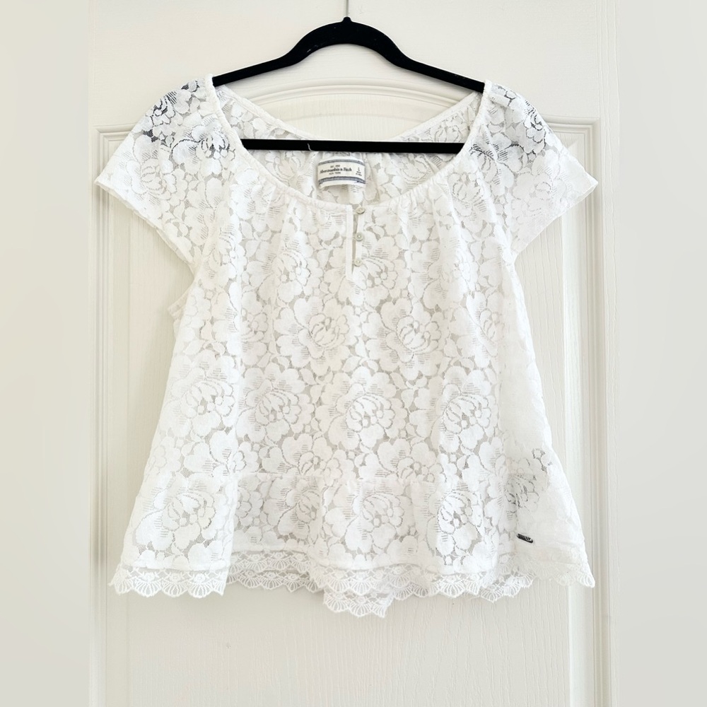 Abercrombie & Fitch White Lace Peplum Top Blouse Large *Worn 2X*